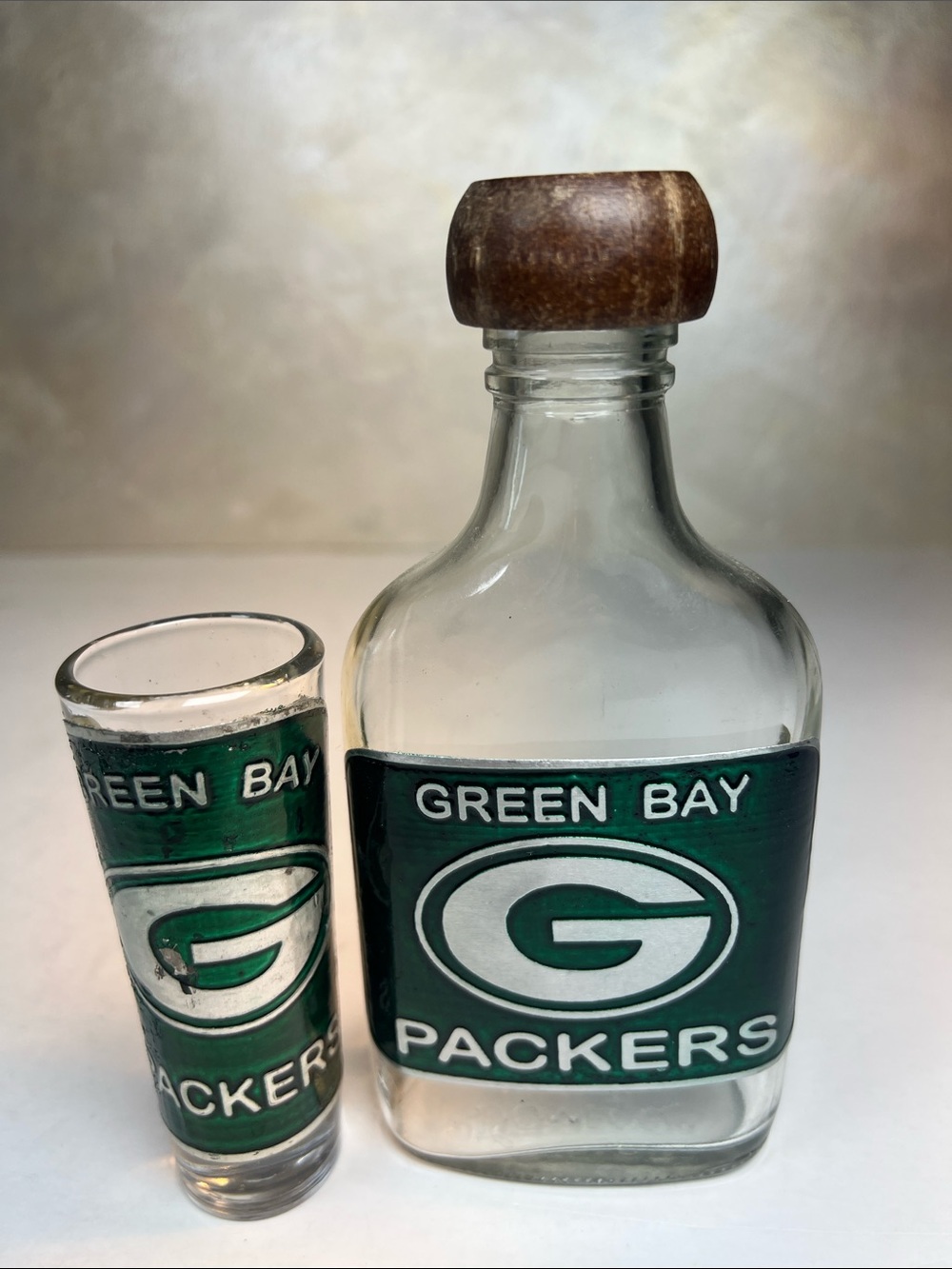 Green Glass Decanter and Shot Glass Set - Green Bay Packers Style